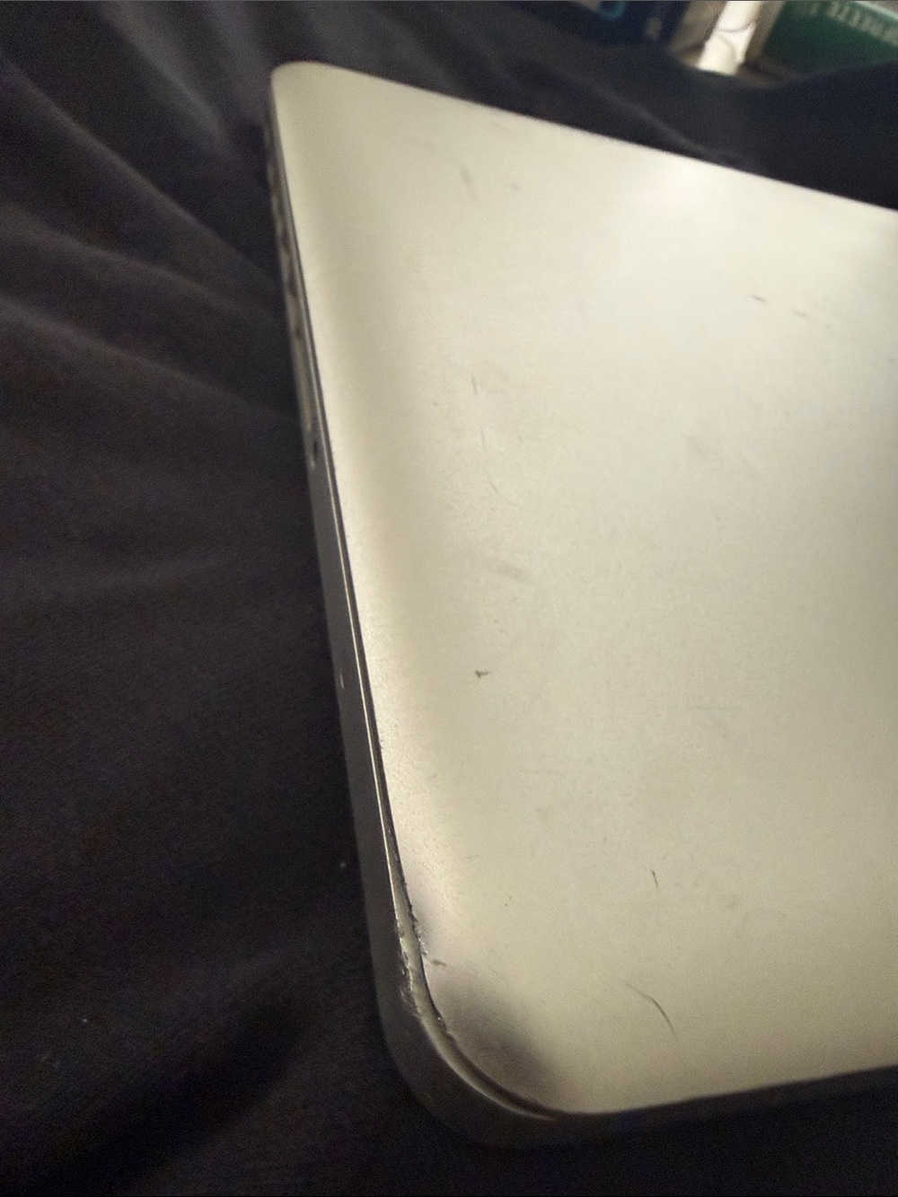 Apple MacBook Pro Silver with Black Keyboard and Blue Display - Picture 6 of 8